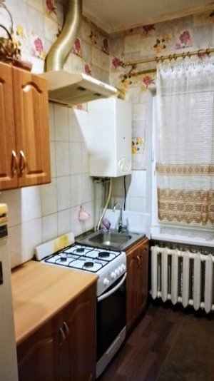 Т.Карпи (г. Кропивницкий, Ленинский район) - Продається квартира, 32500 $ - АФНУ